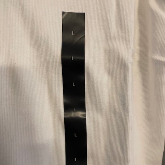 Banana Republic Johnny Collar White Ribbed Long-Sleeved Polo, Size Large - Picture 2 of 7